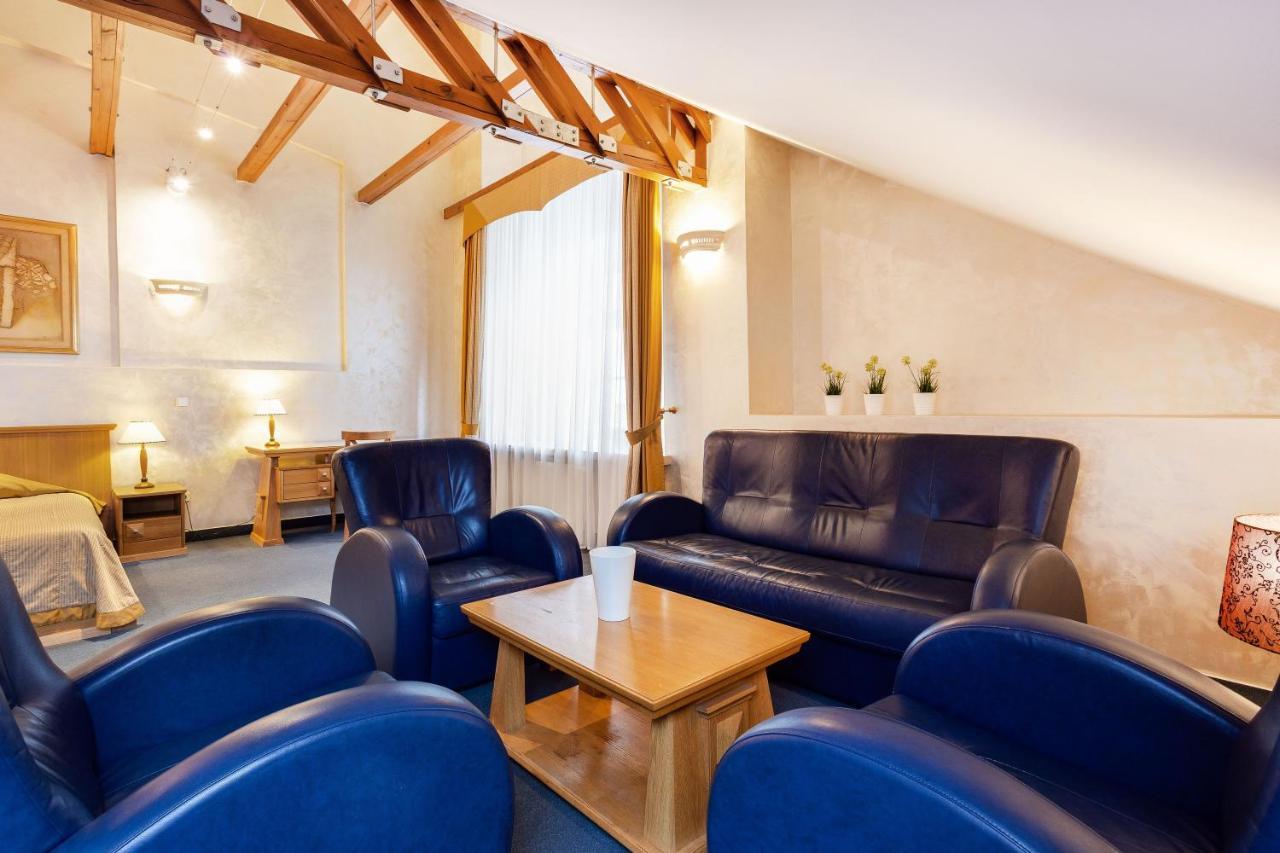 Atrium Suites 维尔纽斯 外观 照片