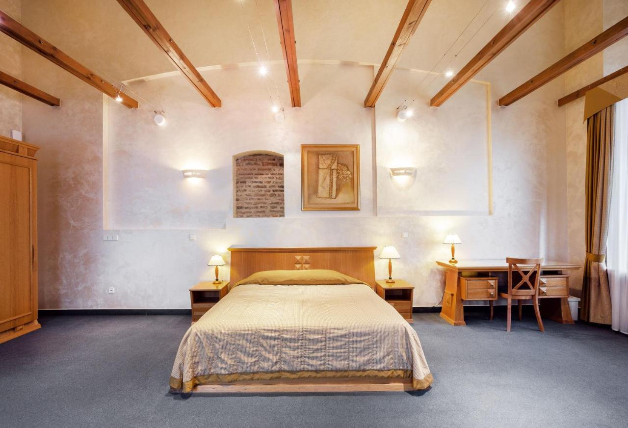Atrium Suites 维尔纽斯 外观 照片