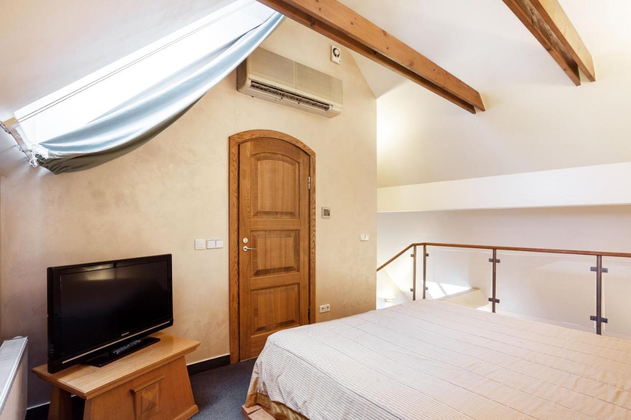 Atrium Suites 维尔纽斯 外观 照片